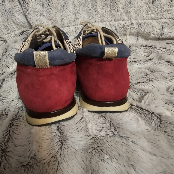 Antonio Melani Suede Leather Sneakers - Picture 5 of 5
